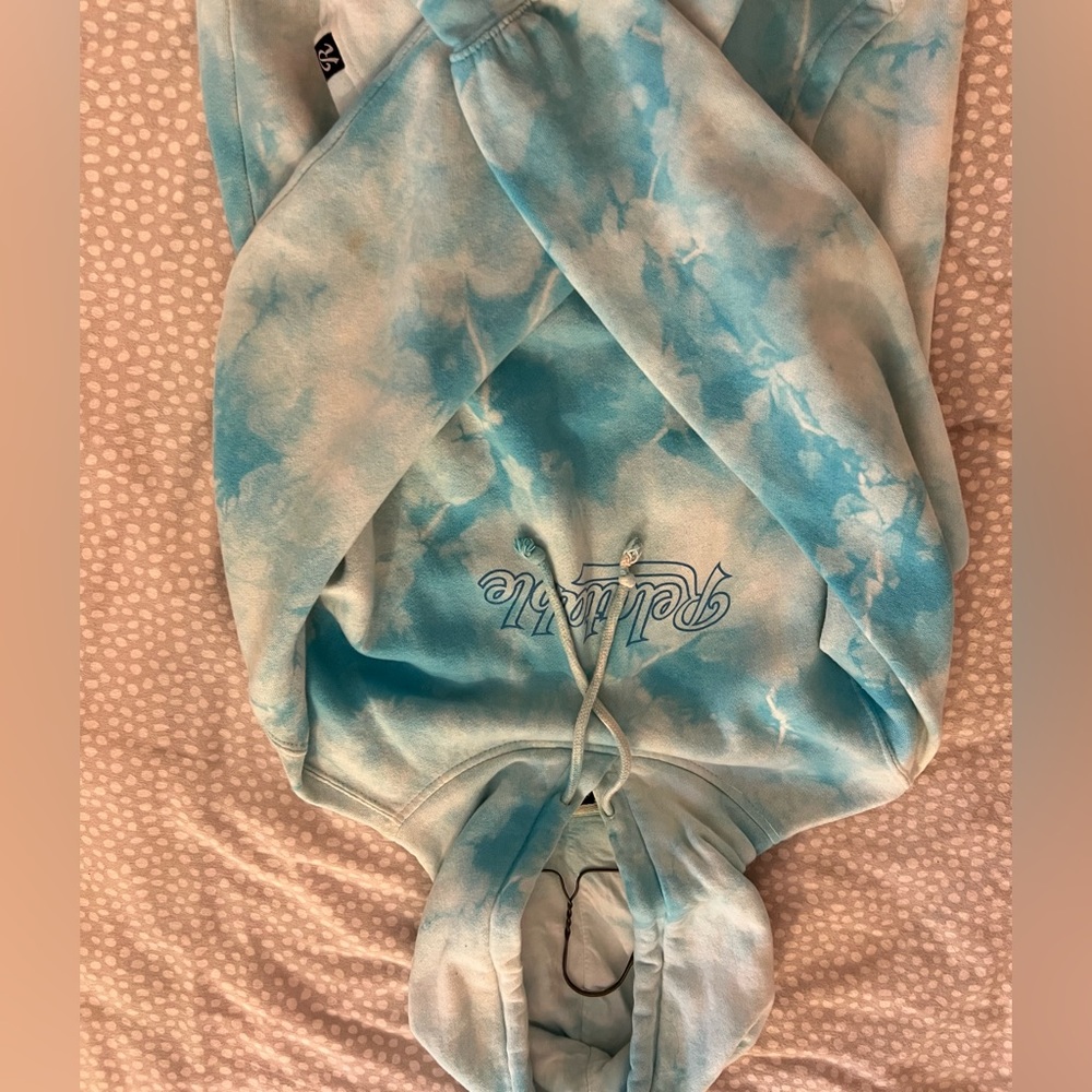 Relatable Sweatshirt in good condition